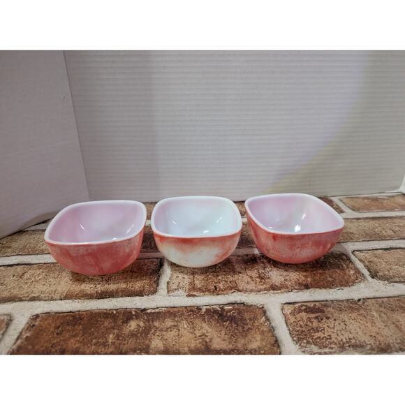 SET 2 Vintage Pyrex 0501 Small 1.5 Cup & 3 Square 407B Red Refrigerator Dishes - Picture 5 of 10